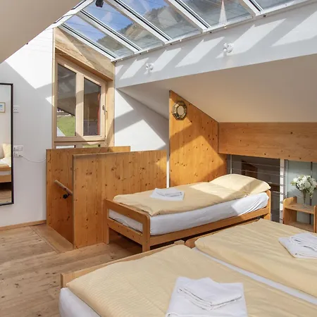 Schweizerheim Apt-5 By Interhome *